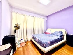 Blk 705 Hougang Avenue 2 (Hougang), HDB Executive #589171421